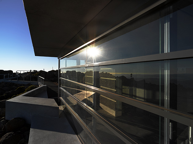 Liminal Architecture Pinnacle Toilet, Exterior 01, Hobart, Tasmania